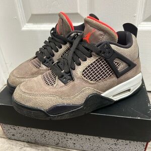Jordan 4 retro taupe haze